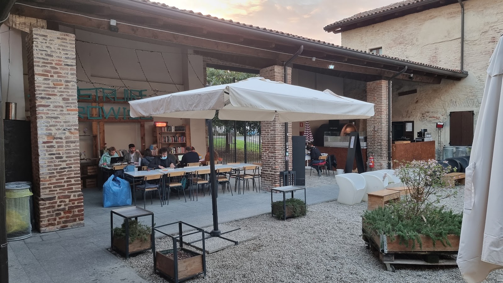 Foto di mare culturale urbano - cascina torrette