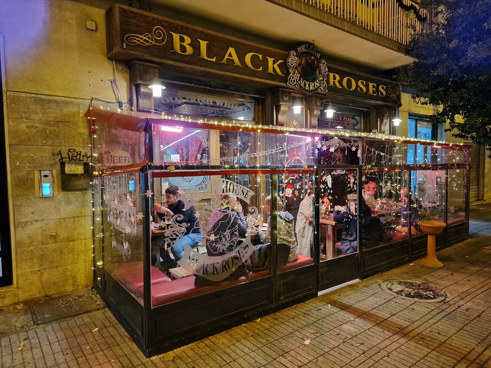 Foto di Black Roses Irish Pub (Guinness & Tennent’s) - Pub a Salerno