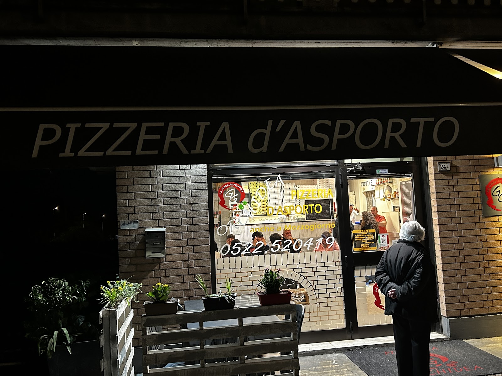 Foto di Pizzeria l'Orchidea di Giordano Giovanni C. - Pizzeria D'Asporto