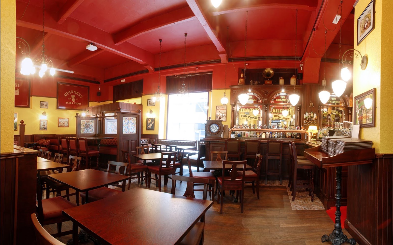 Foto di The Millenium - L'Irish pub NUMERO 1 in Italia
